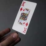 Анализ механизмов влияния игровых платформ на массовое сознание